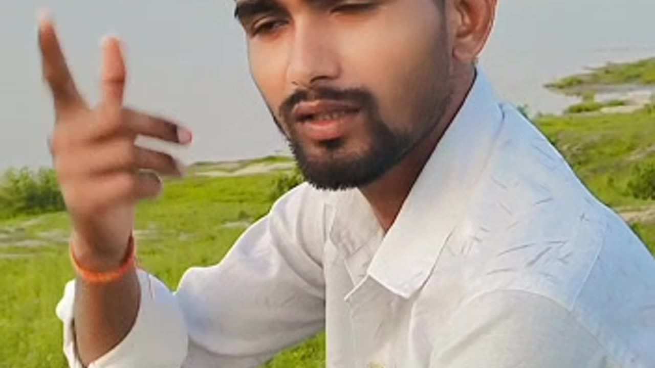 Ghar to bas name ka hai ❤️ jindagi bit gai bahar kamate kamate😍😎