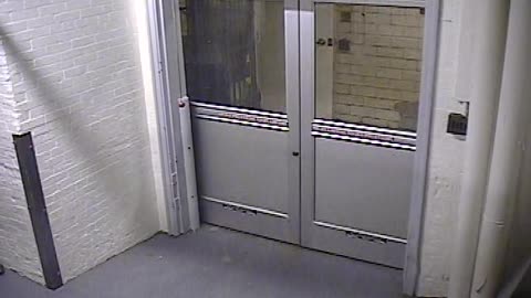 5501LHOBBALoadingDockEast_2021-01-06_16h40min01s433ms.mp4