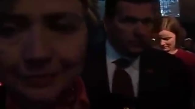 Hillary Clinton questioned about Bilderberg