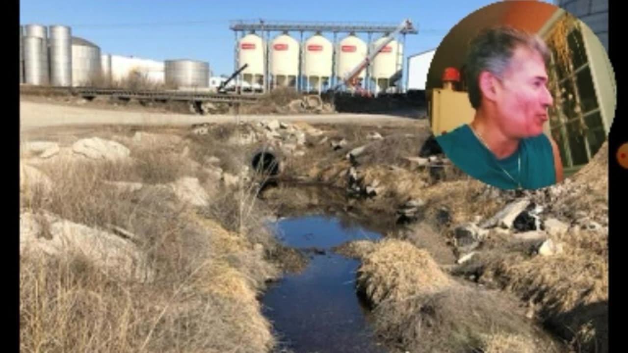 IOWA FERTILIZER SPILL KILLS OVER 750K FISH, BARGE HITS ARKANSAS RIVER BRIDGE