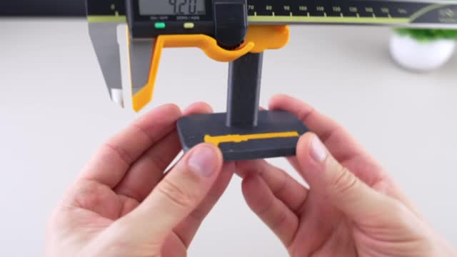 3D Printed Digital Calipers Stand