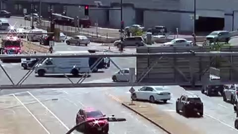 Who is at fault in this Minneapolis police car crash¿