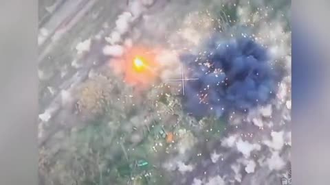 Ukrainian Force Destroying Russian Tank & AFV With Excalibur Precision Artillery Shell Strike. 2022