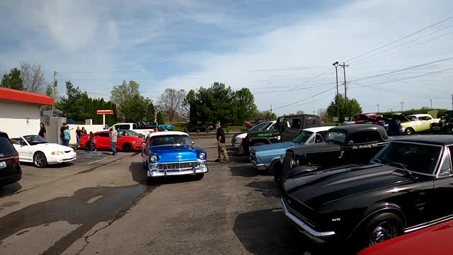 GD Ritzys Cruise in Car Show