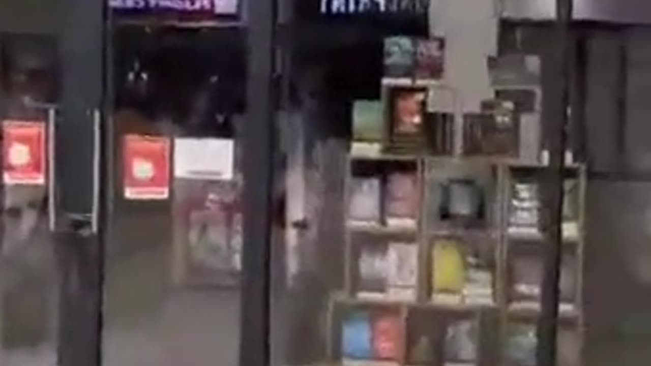 South Africa mall looting