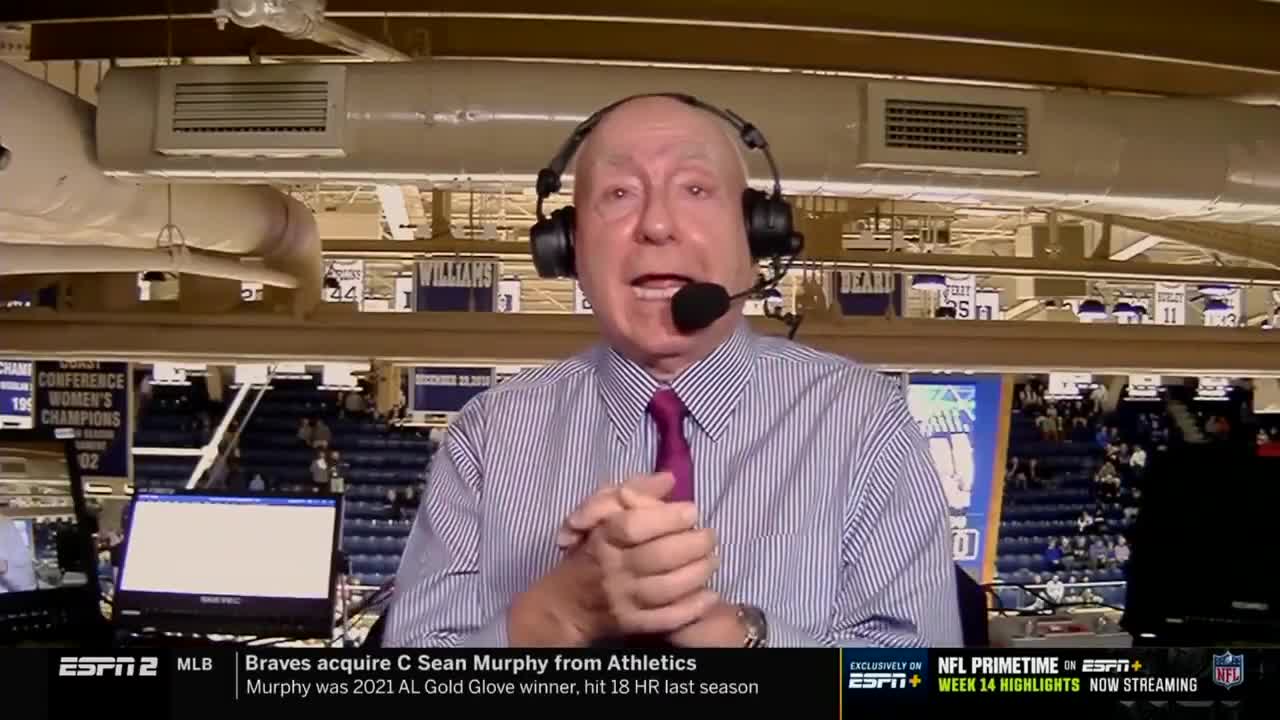 One legend talks another 😎 Dick Vitale gives his thoughts on LeBron's broadcast 20 years ago💯