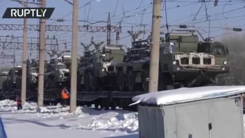 Russian rockets roll toward Belarus