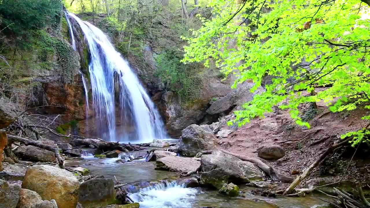 World Most Beautiful Waterfall And Mountains