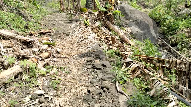 Perjalanan menuju curug keramat part1