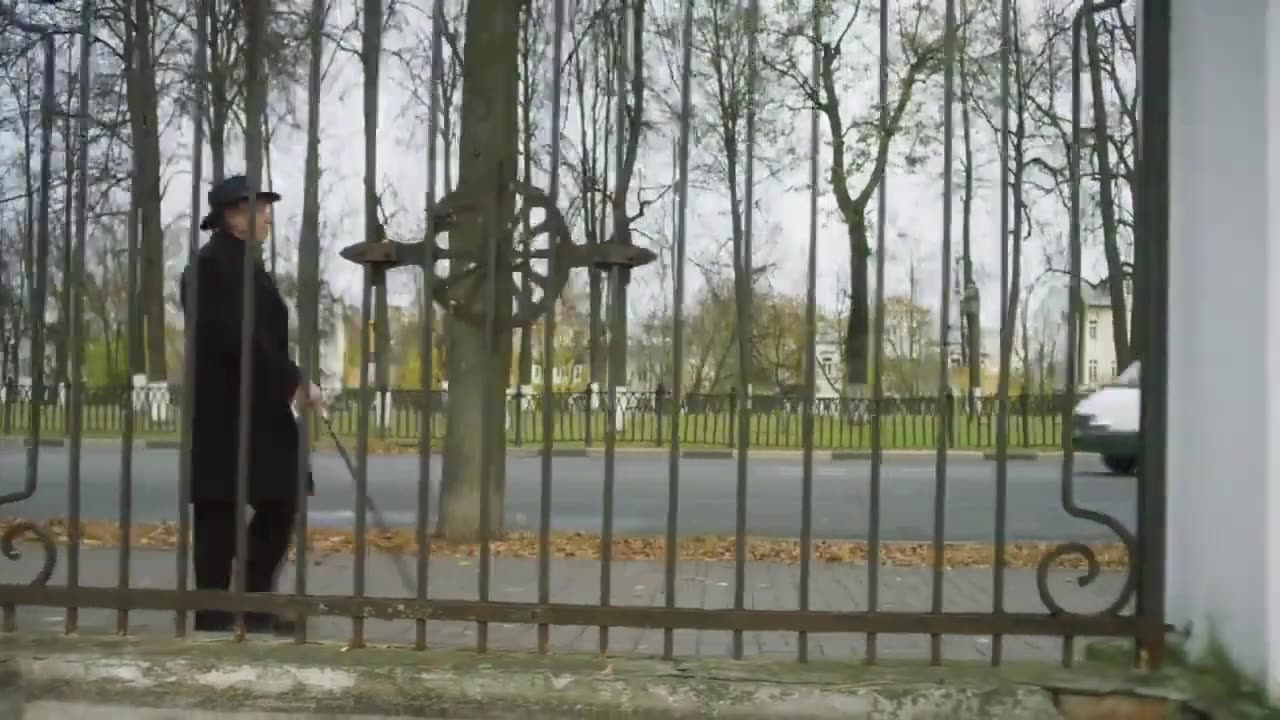 Живите долго Трейлер (рус.)