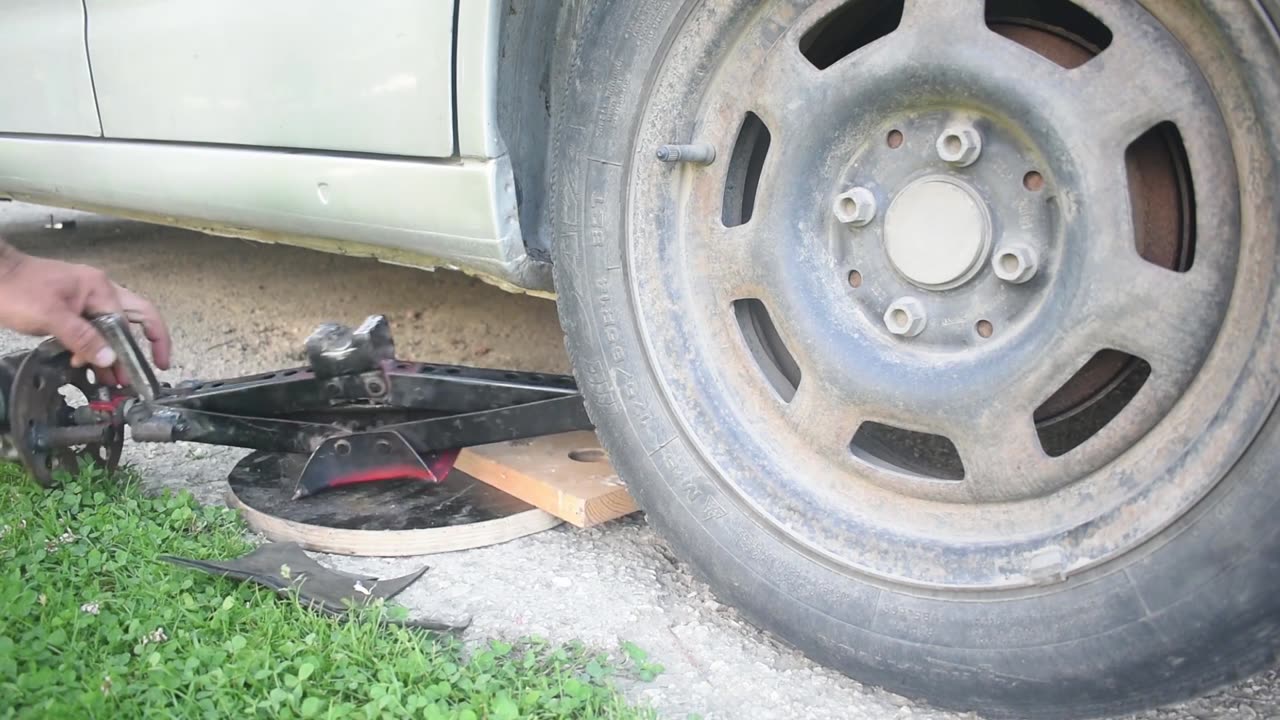 12v DC Electric Scissor Car Jack Build at Home