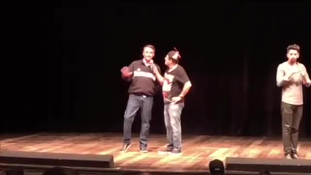 SÉRGIO MALANDRO CHAMA BOLSONARO PARA O PALCO