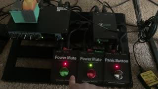 The Ultimate Cough Button: Streaming/Podcast Microphone Pedalboard Tour
