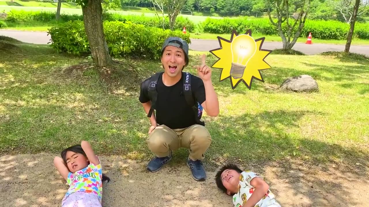 【手当ごっこ】かえであーたんが公園でケガしちゃった！ばんそこう貼って！安全に遊ぼう The Boo Boo Song