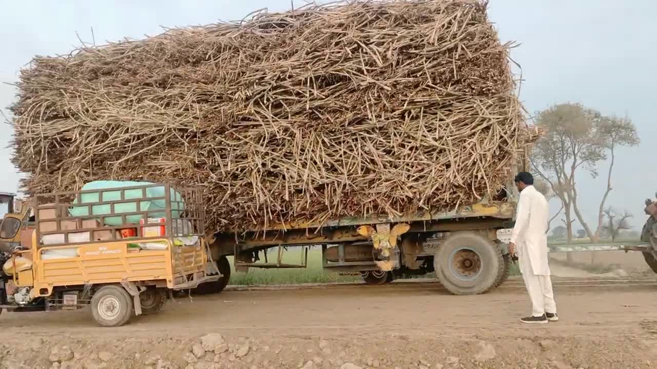 belarus 510 tractor dangerous stunt video tractor accident