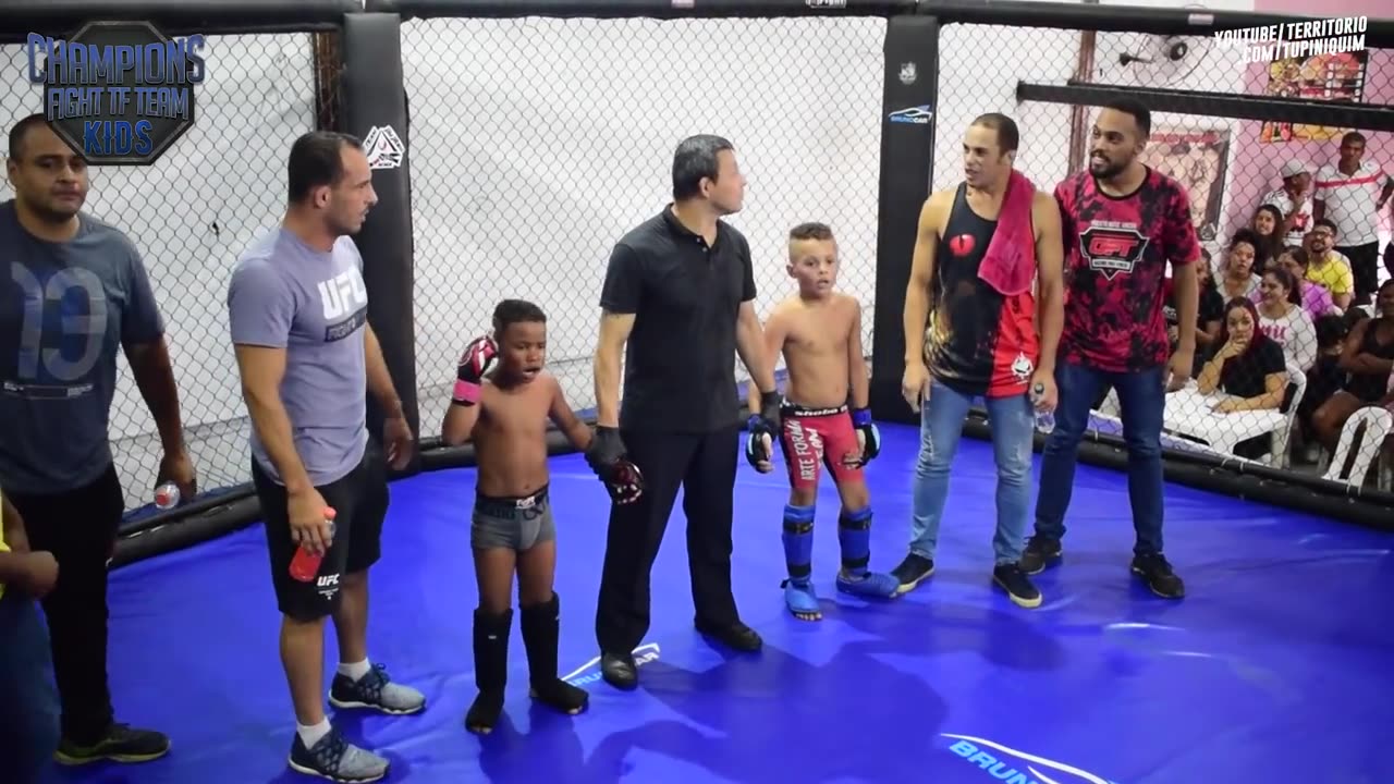 [MMA Kids] Tayson vs Bryan Lee - Champions Fight Kids