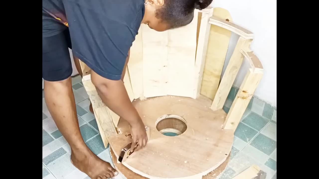 I MADE THIS ACCENT CHAIR MYSELF__ AF inventions / 53