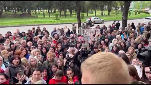 A rally of mothers and wives in Krivoy Rog protest the conditions of the Ukrainian army