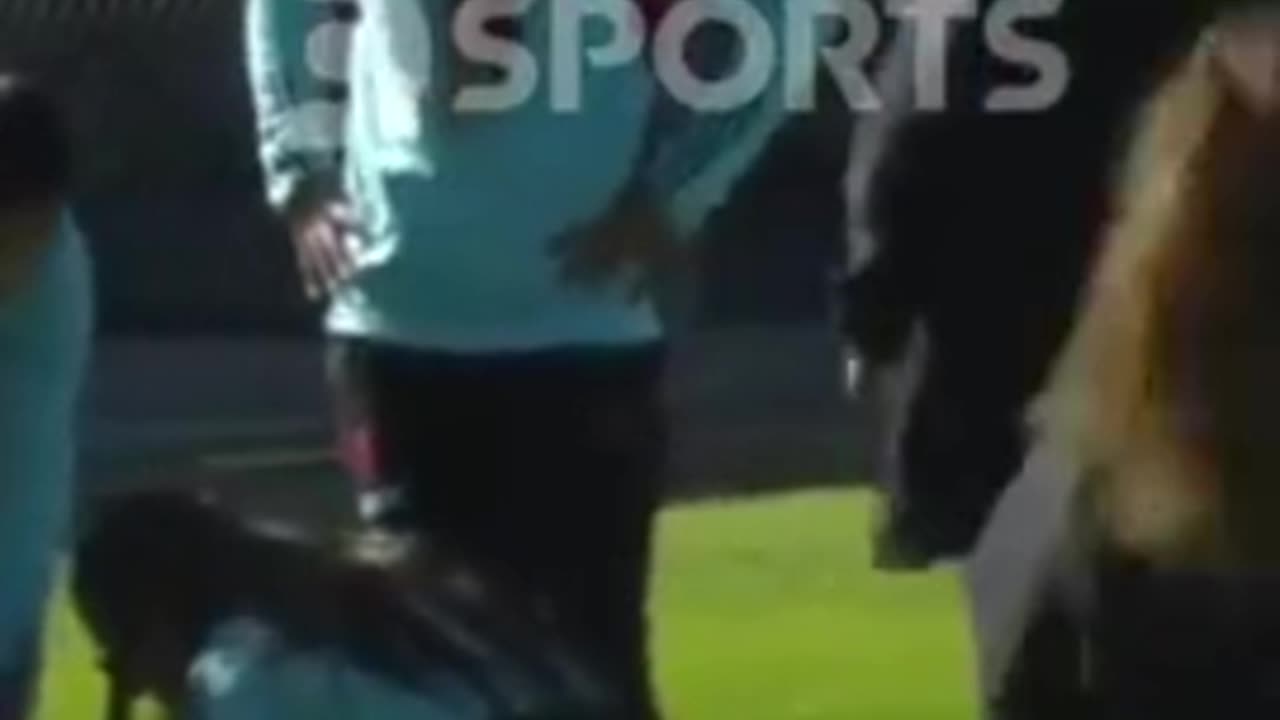 Colombian Women's Soccer Star Grabs Chest, Falls To The Ground During Practice