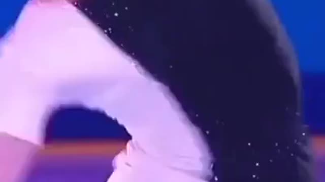 Alexandra Trusova. Oh, the girl who forgot about gravity