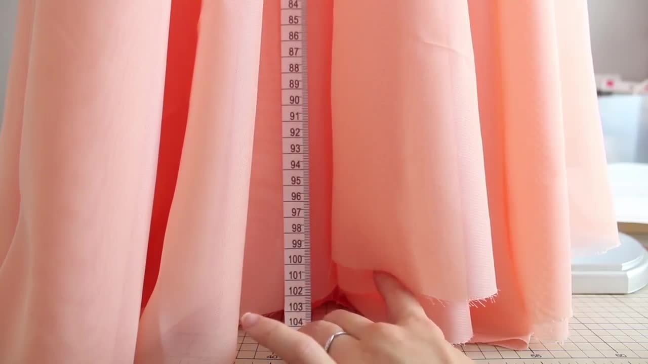 How to Make an Even Hem on a Circle Skirt - 14 Do's & Don'ts!