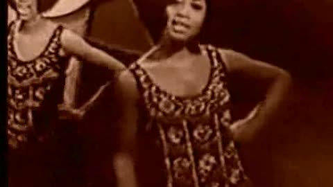 The Marvelettes - Please Mr. Postman = Music Video 1961