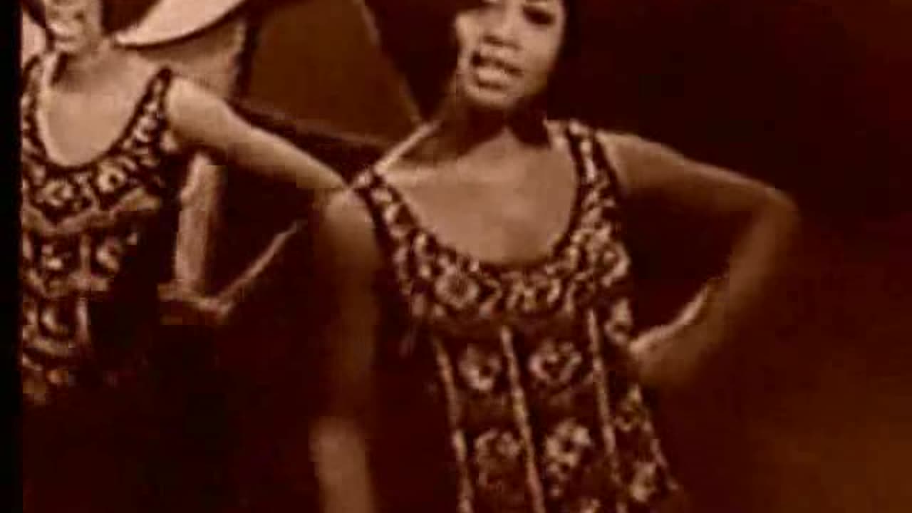 The Marvelettes - Please Mr. Postman = Music Video 1961