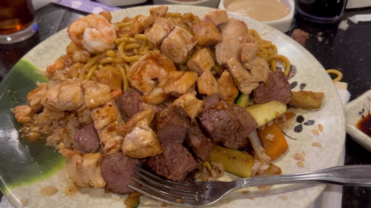 Apefather King Dinner at Fuji Hibachi Steakhouse! OH! #hibachi