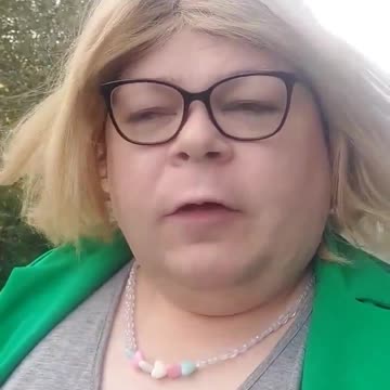 Man Wears A Wig And Calls Himself A 'Proud Lesbian' Supported As Candidate For The UK Green Party