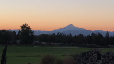 Sisters - Black Butte - Mt Jefferson