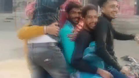 Oh Darling This is India - its Happens Only in India