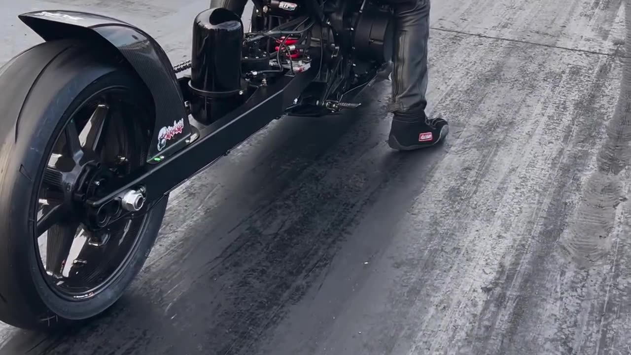 Motorcycle launches down the track on nos 🔥