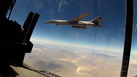 Stunning Video of B-1 Lancer in Action • Takeoff & Landing [Training Footage]8