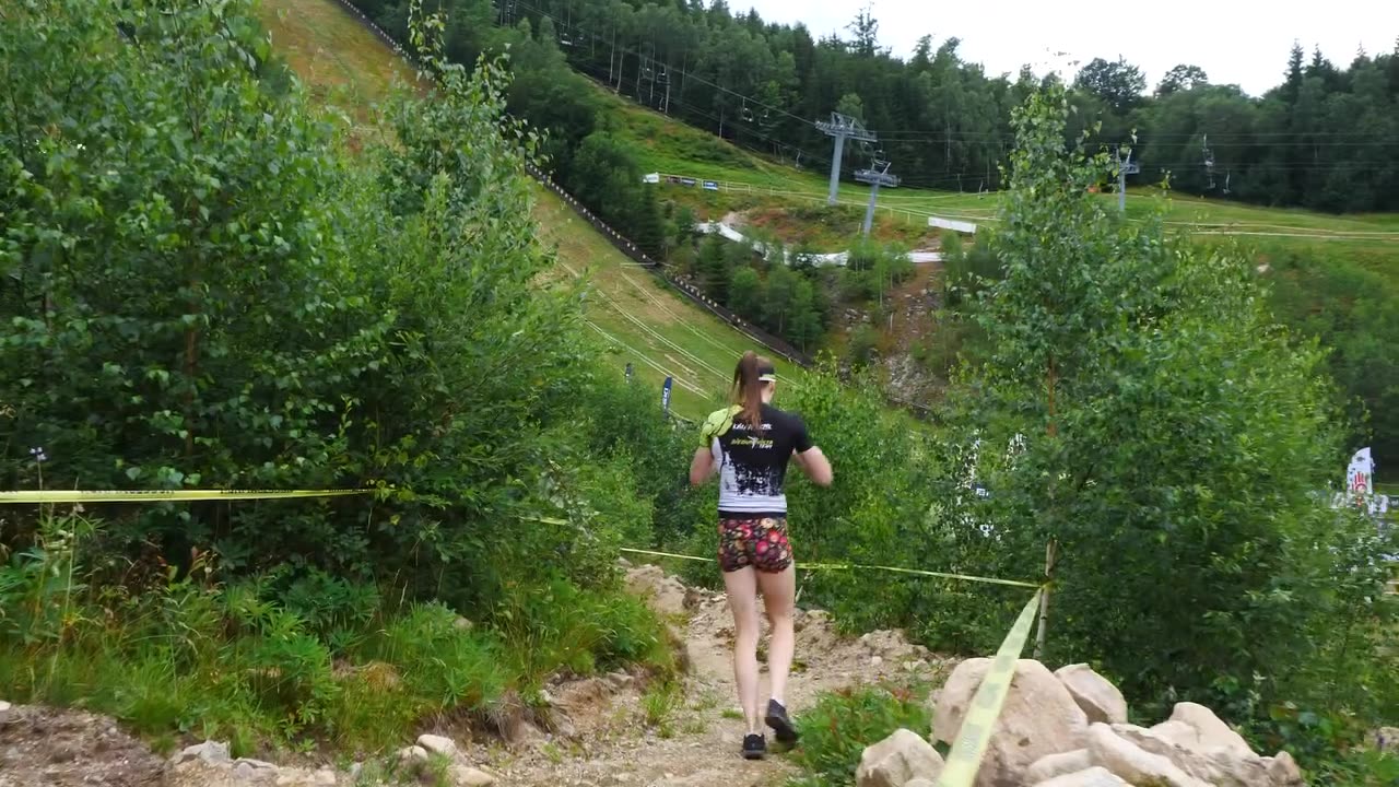 Woman Runmageddon Games Harrachov