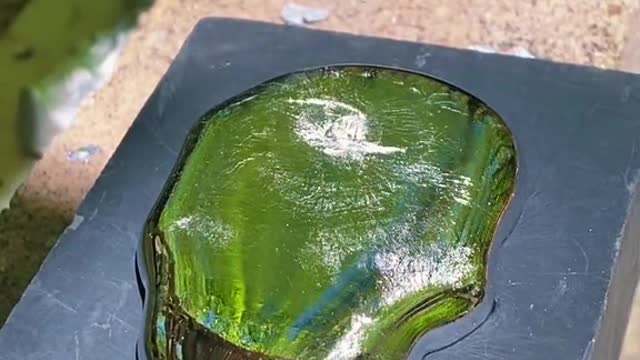 Pendant mould