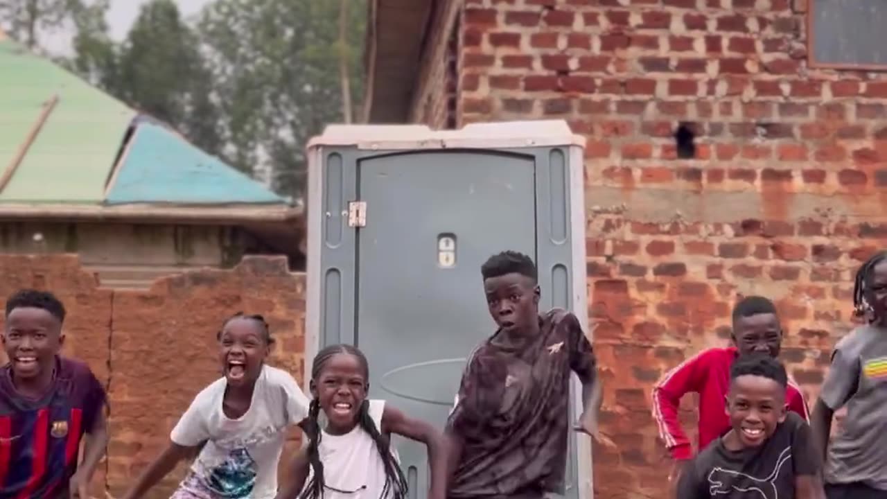 Comment your country where you watch our dance videos??