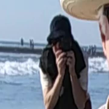 It MUST be my best side.