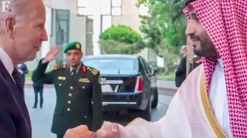 China’s Xi Jinping Visits Saudi Arabia in Historic Trip | Arab Nations Snub US | China Arab Summit