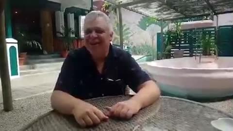 CHESS GM DIMITRI KOMROV VISITS SEYCHELLES!!