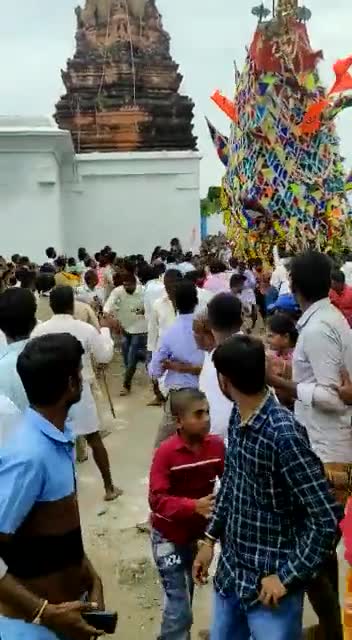 Narrow escape for devotees