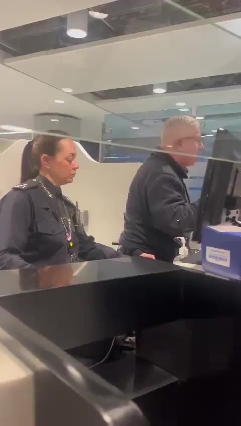 Survivors of the Re'im Music Festival Treated like trash by @UKBorder because of Israeli passports