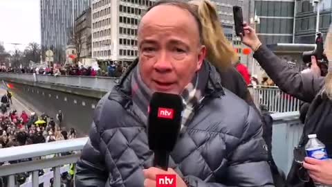 BELGIUM TODAY I MORE THAN 100,000 PEOLE OPPOSING THE MANDATORY VAX