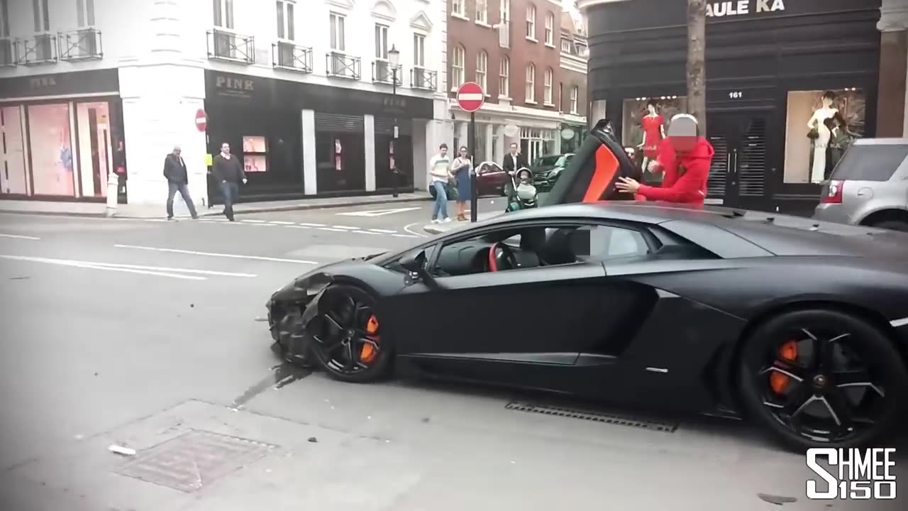 Aventador Crash Moment of Impact Footage