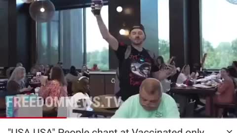 Anti-mandate New Yorkers eat at vaccinated only restaurant.