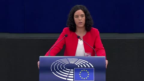 Manon Aubry face à Macron