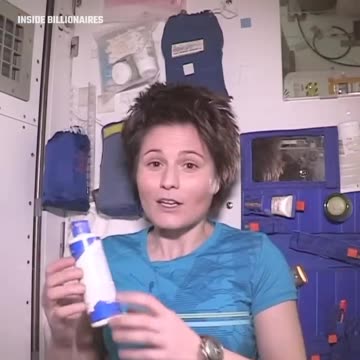 How Astronauts live in Space#NASA #FACTS#SPACE