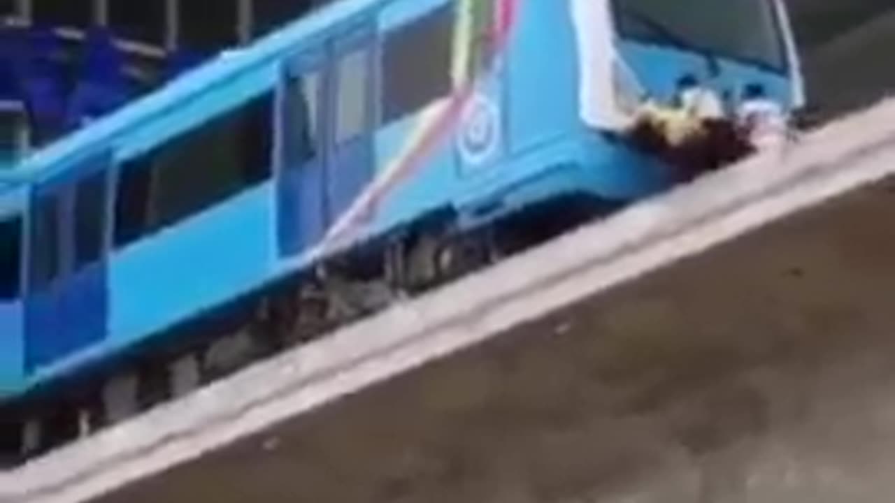 Outrage over pushing of recently-commissioned Lagos Blue Line Rail [Video]