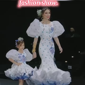 Senfing love .mother & daughter fashion show