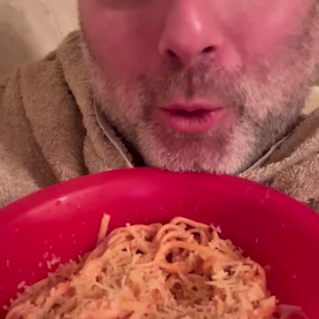 The best place to eat Lunguni with The Vodka Sauce is Right Here! OH!