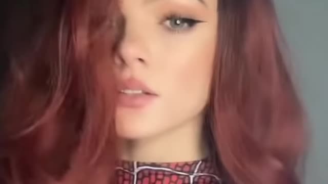 Hot Spider-Woman Cosplay 🥵